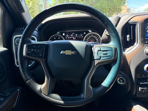 Used 2022 Chevrolet Silverado 3500 High Country AWD/4WD image 35