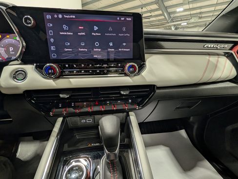 Used 2026 GMC Canyon AT4X image 27