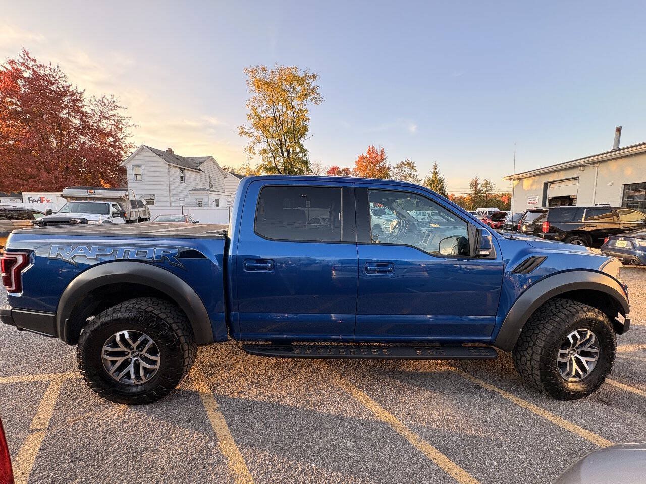 Used 2017 Ford F150 Raptor w/ Equipment Group 802A Luxury AWD/4WD image 5