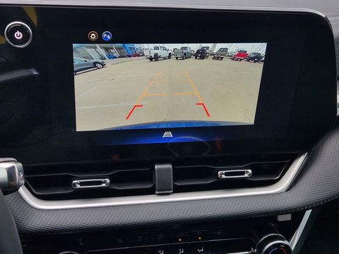New 2026 Chevrolet Equinox LT FWD image 14