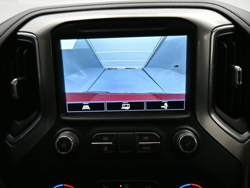 Used 2021 Chevrolet Silverado 1500 LT Trail Boss w/ Convenience Package II AWD/4WD image 24