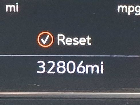 Used 2022 GMC Sierra 2500 Denali w/ Denali Ultimate Package image 22