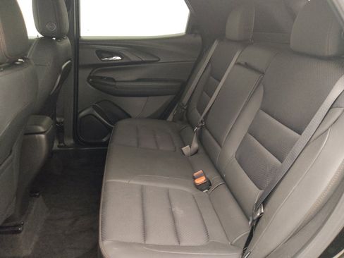 Used 2022 Chevrolet TrailBlazer RS FWD image 18