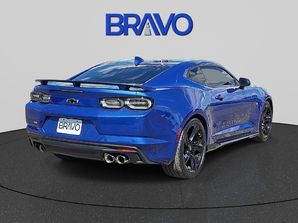 Used 2021 Chevrolet Camaro SS RWD image 4
