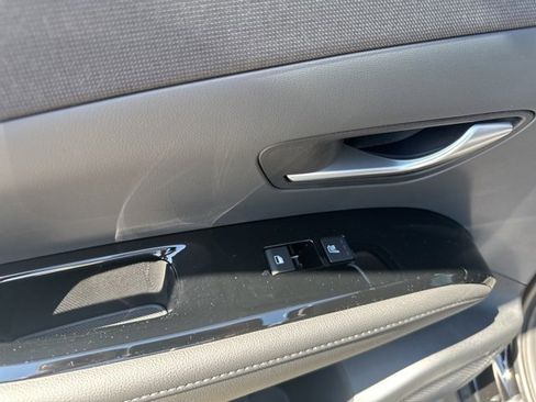 New 2025 Hyundai Tucson Limited image 37