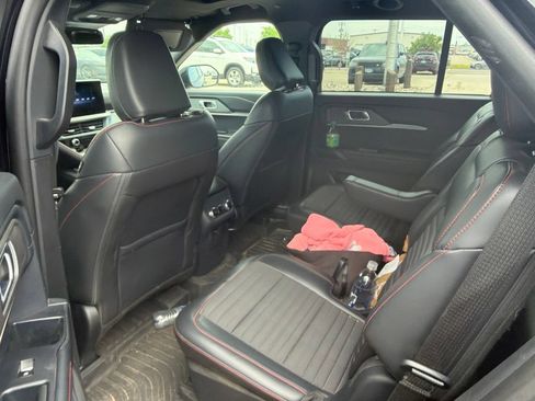 Used 2025 Ford Explorer ST-Line w/ Premium Package AWD/4WD image 11