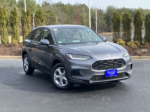 Certified 2024 Honda HR-V LX image 2