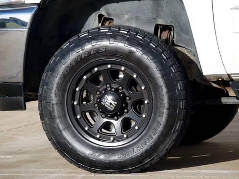 Used 2014 Chevrolet Silverado 2500 LT image 24