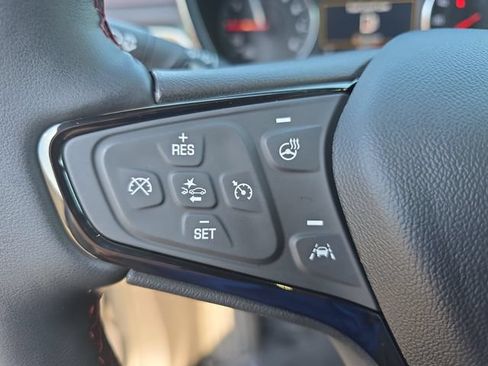 Used 2023 Chevrolet Equinox RS AWD/4WD image 21