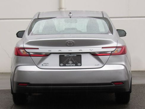 Certified 2025 Toyota Camry LE w/ Convenience Package AWD/4WD image 7