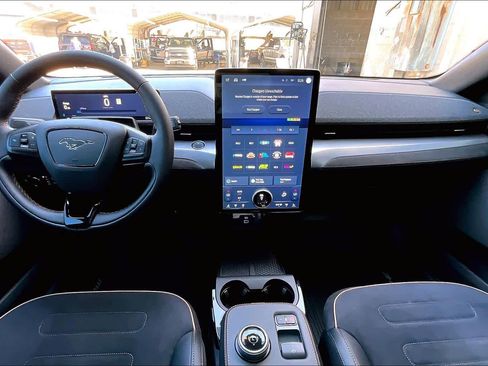 Used 2023 Ford Mustang Mach-E GT image 15