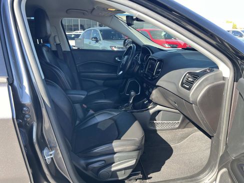 Used 2019 Jeep Compass Altitude image 30