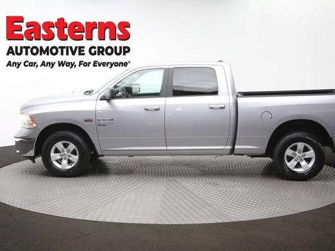 Used 2019 RAM 1500 Classic SLT AWD/4WD image 59