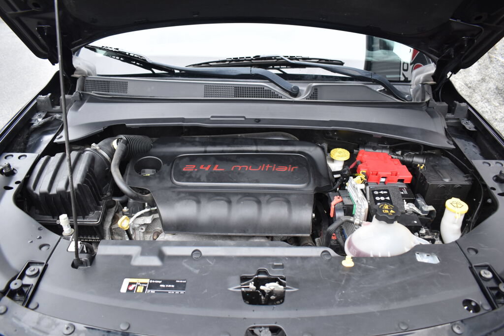 Used 2021 Jeep Compass Limited w/ Sun and Sound Group AWD/4WD image 27