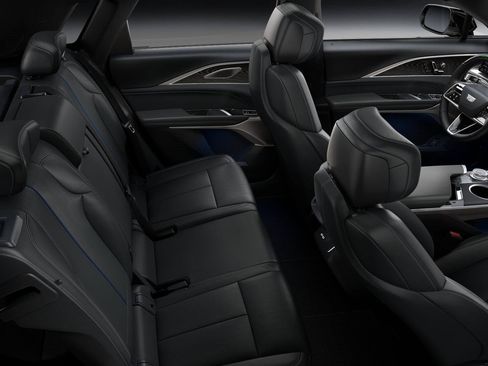 New 2024 Cadillac Lyriq Luxury AWD/4WD image 31
