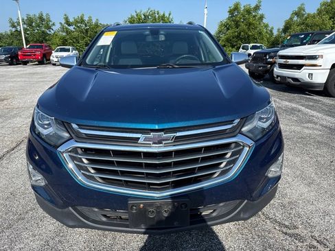 Used 2019 Chevrolet Equinox Premier AWD/4WD image 2