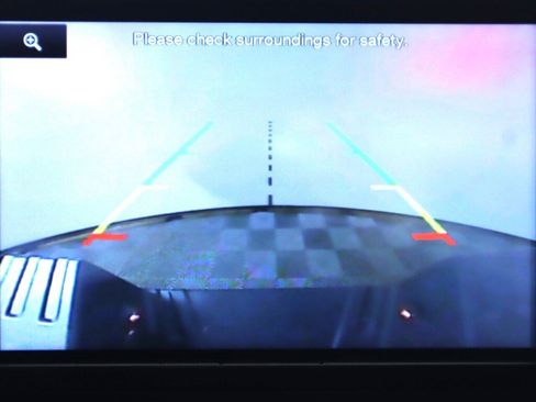 Used 2016 Ford F350 Lariat w/ Lariat Chrome Package image 20