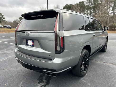 Used 2023 Cadillac Escalade ESV Sport Platinum w/ LPO, ONYX Package image 26