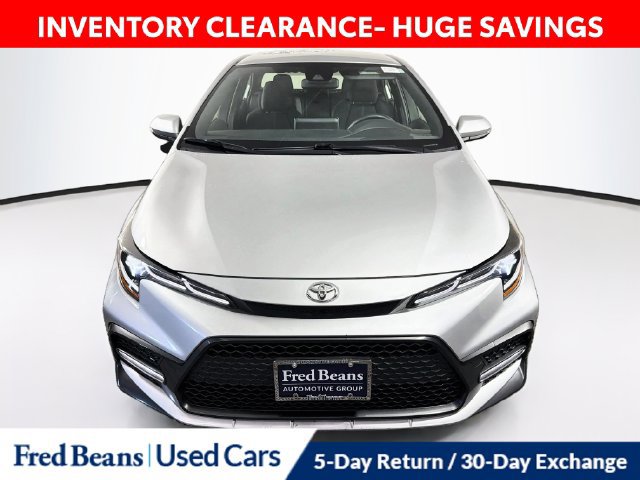 Used 2021 Toyota Corolla SE FWD image 2