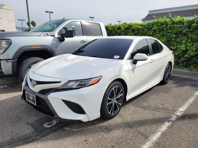 Used 2018 Toyota Camry SE