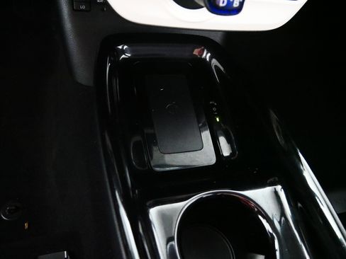 Used 2017 Toyota Prius Four w/ Protection Package FWD image 29