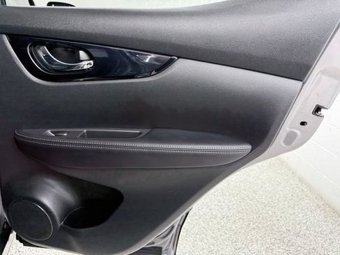 Used 2019 Nissan Rogue Sport SV FWD image 20