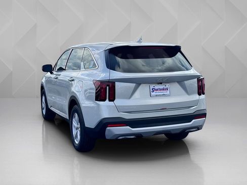 New 2026 Kia Sorento LX image 7