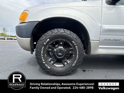 Used 2001 Ford Explorer Sport Trac 2WD image 10