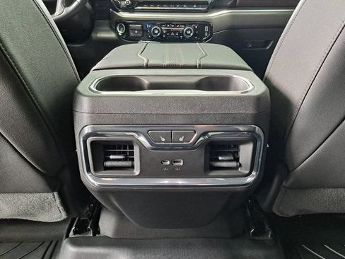 Used 2023 Chevrolet Silverado 1500 High Country w/ Z71 Off-Road Package AWD/4WD image 31