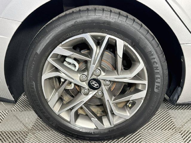 Used 2021 Hyundai Sonata SEL w/ Preferred Accessory Package FWD image 30