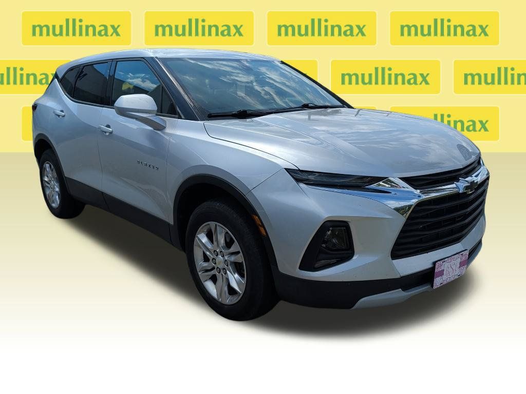 Used 2019 Chevrolet Blazer LT FWD image 1