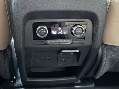 New 2026 Buick Enclave Preferred w/ Power Package FWD image 28