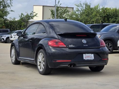 Used 2019 Volkswagen Beetle 2.0T SE FWD image 3