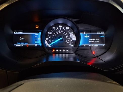 Used 2022 Ford Edge Titanium AWD/4WD image 13