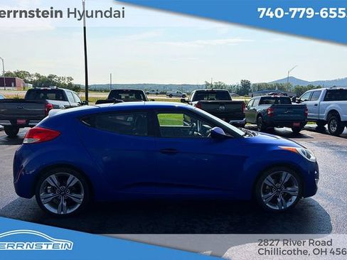 Used 2012 Hyundai Veloster w/ Style Pkg FWD image 29