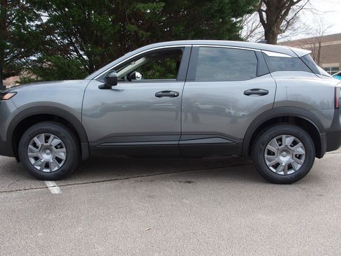 New 2026 Nissan Kicks S image 4