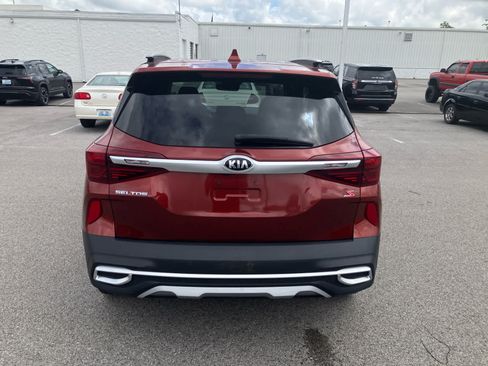 Used 2021 Kia Seltos S AWD/4WD image 6