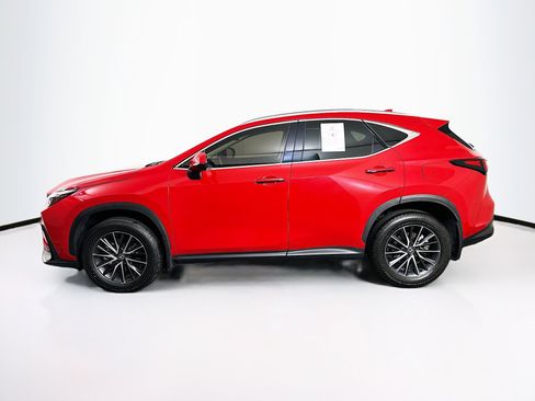 Used 2024 Lexus NX 250 NX 250 Premium image 4