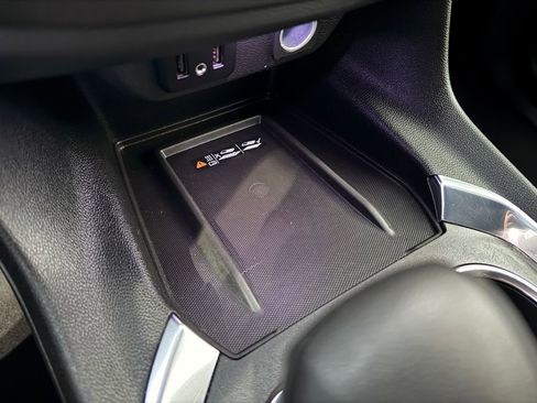 Certified 2022 Chevrolet Traverse LT image 23