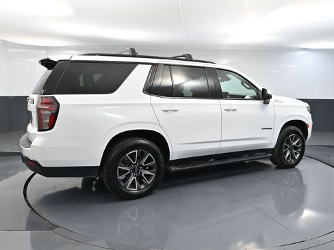 Used 2023 Chevrolet Tahoe Z71 w/ Luxury Package AWD/4WD image 6