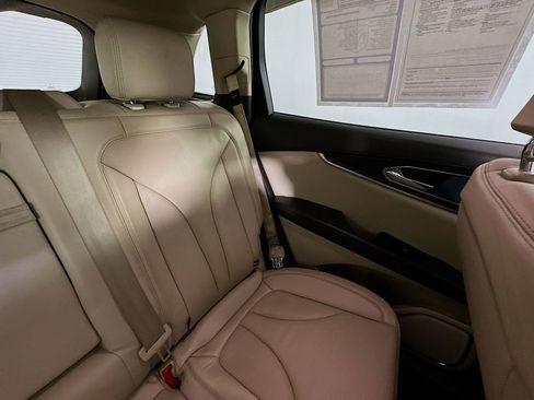 Used 2016 Lincoln MKX Reserve FWD image 14