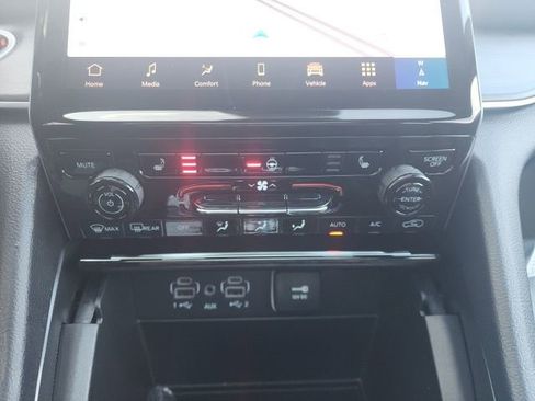 New 2025 Jeep Grand Cherokee Limited image 7