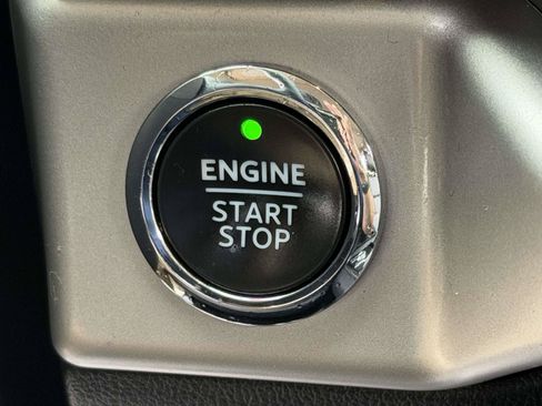 Used 2022 Ford Expedition XLT AWD/4WD image 15