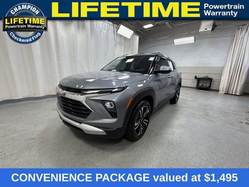 Used 2024 Chevrolet TrailBlazer LT w/ Convenience Package FWD image 1