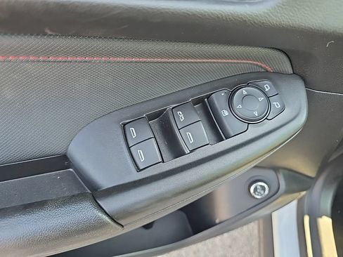 Used 2024 Chevrolet TrailBlazer RS w/ Convenience Package AWD/4WD image 7
