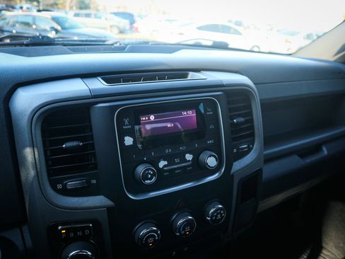 Used 2017 RAM 1500 Express image 23