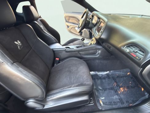 Used 2022 Dodge Challenger R/T Scat Pack RWD image 23