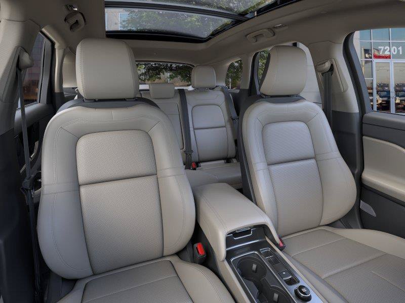 New 2025 Lincoln Corsair Grand Touring w/ Equipment Group 301A AWD/4WD image 9
