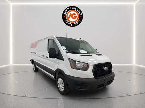 Used 2024 Ford Transit 250 Low Roof RWD image 1
