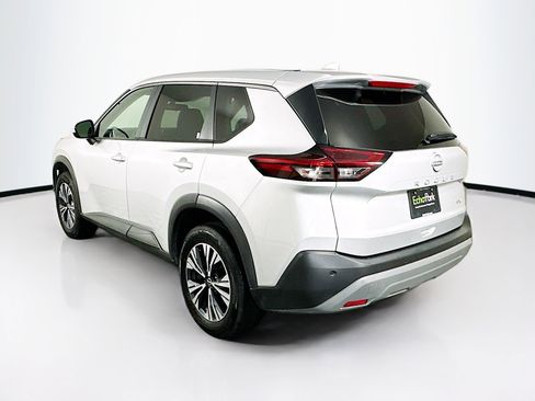 Used 2023 Nissan Rogue SV FWD image 5